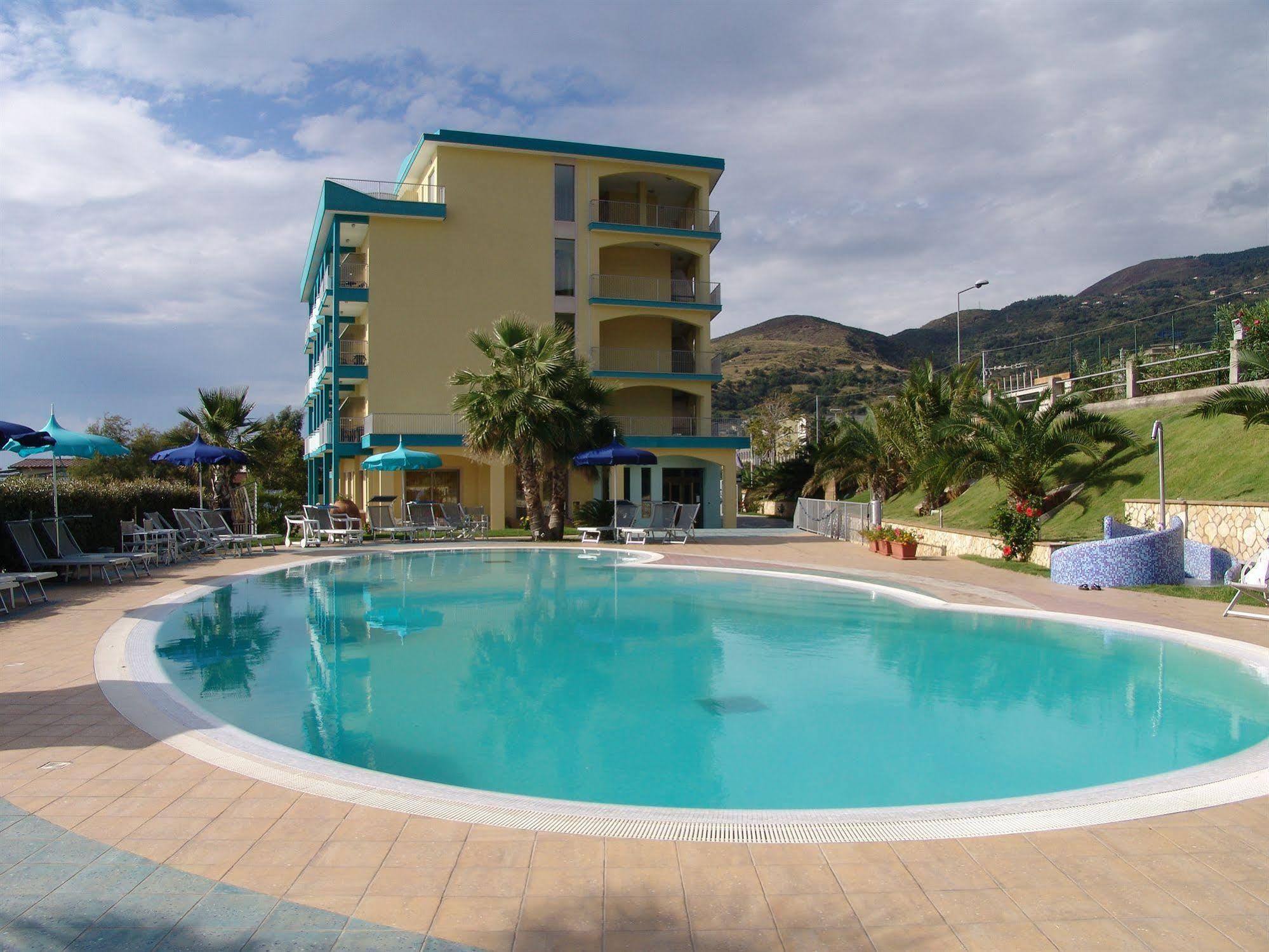 Meridian Hotel Terme Luigiane Zewnętrze zdjęcie