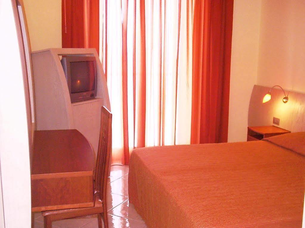 Meridian Hotel Terme Luigiane Zewnętrze zdjęcie