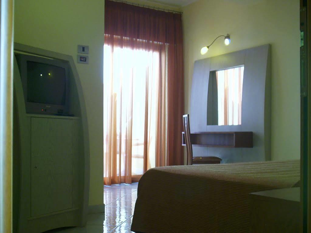 Meridian Hotel Terme Luigiane Zewnętrze zdjęcie
